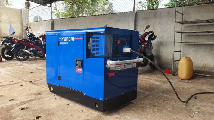 máy phát điện 1pha chạy dầu